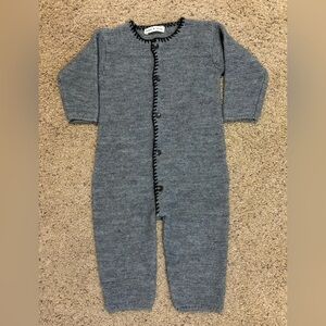 Babe & Tess Gray Knit Romper with Buttons Down the Front. Size 9 months.